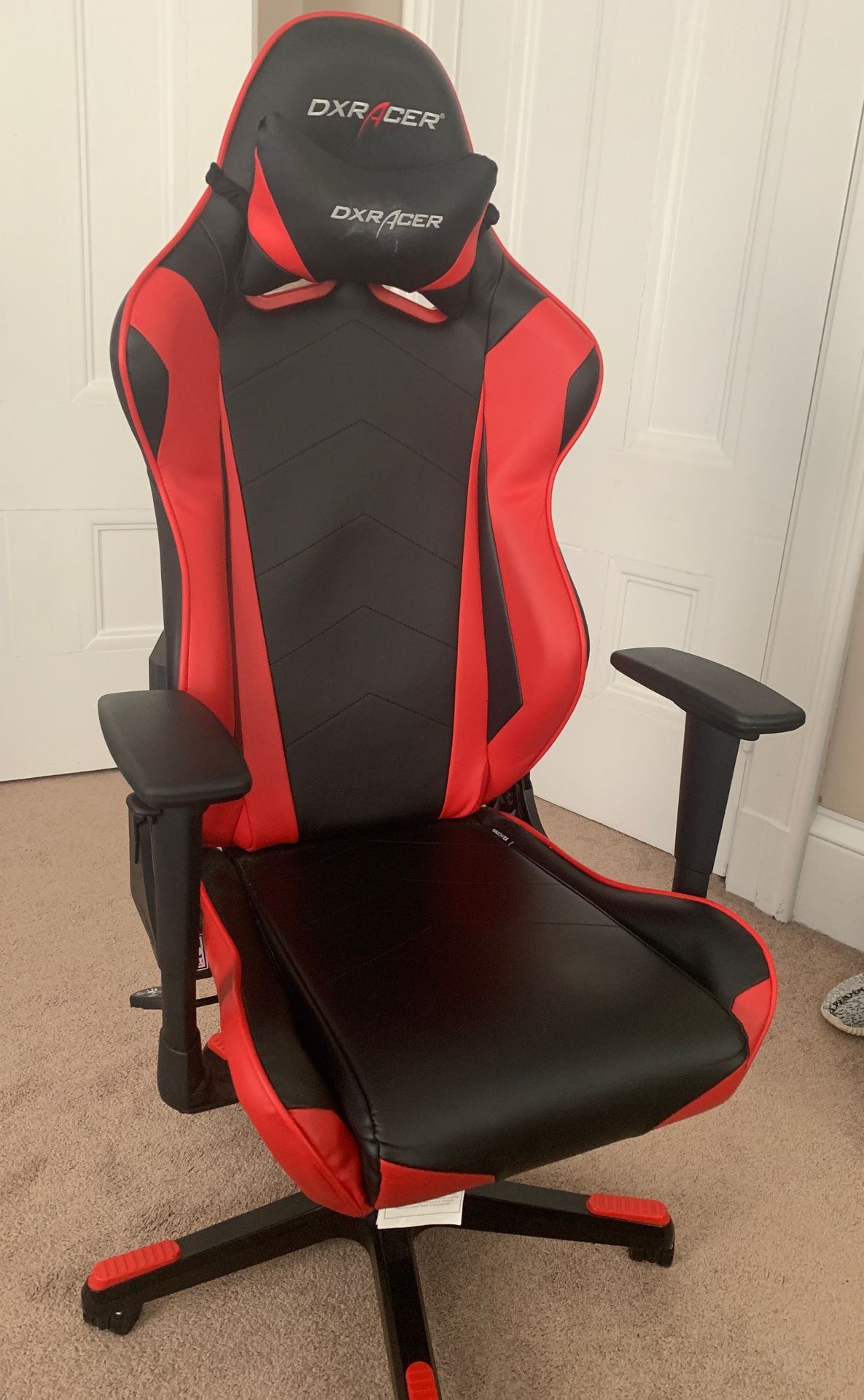 Dx racer chair barley used
