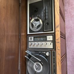 Vintage stereo console