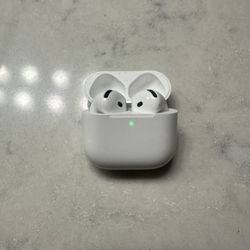 AirPods 4