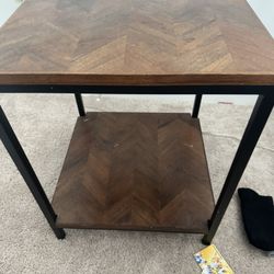 Side Tables And Lights 