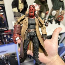 Hellboy McFarlane Figure 