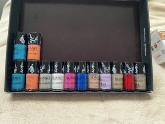 Nuance nail lacquer by Salma Hayek