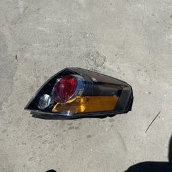 07-09 Nissan Altima Right Tail Light 26550JA000