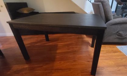 Ikea extendable Dining Table