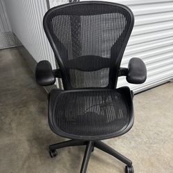 Herman Miller Aeron Office Chair Fully Loaded 
