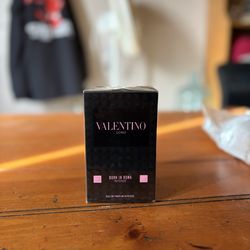 Valentino cologne