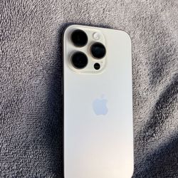 IPHONE 16 PRO {{256GB}}