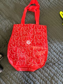 Lululemon small tote