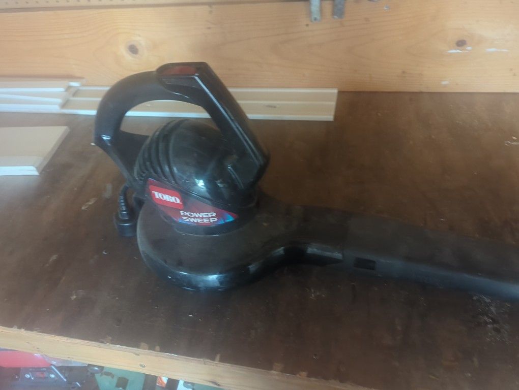 Toro Power Sweep Leaf Blower