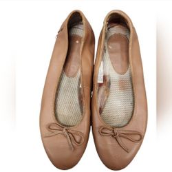 Size 10B Tan Leather Flats
