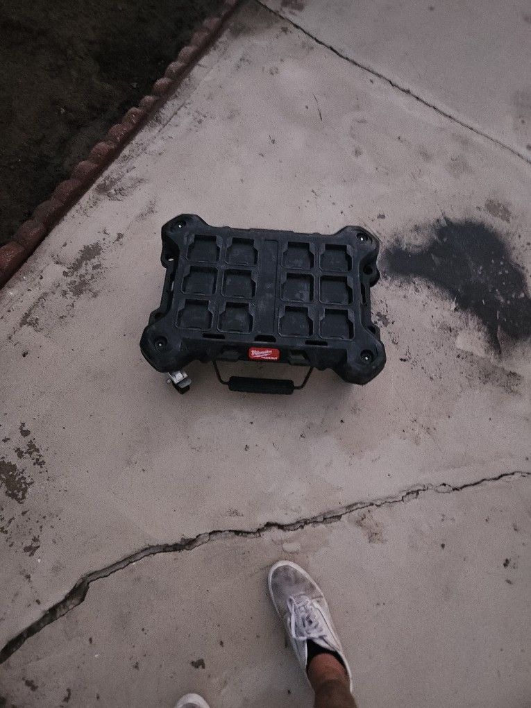 Milwaukee Packout Rolling Floor Dolly 
