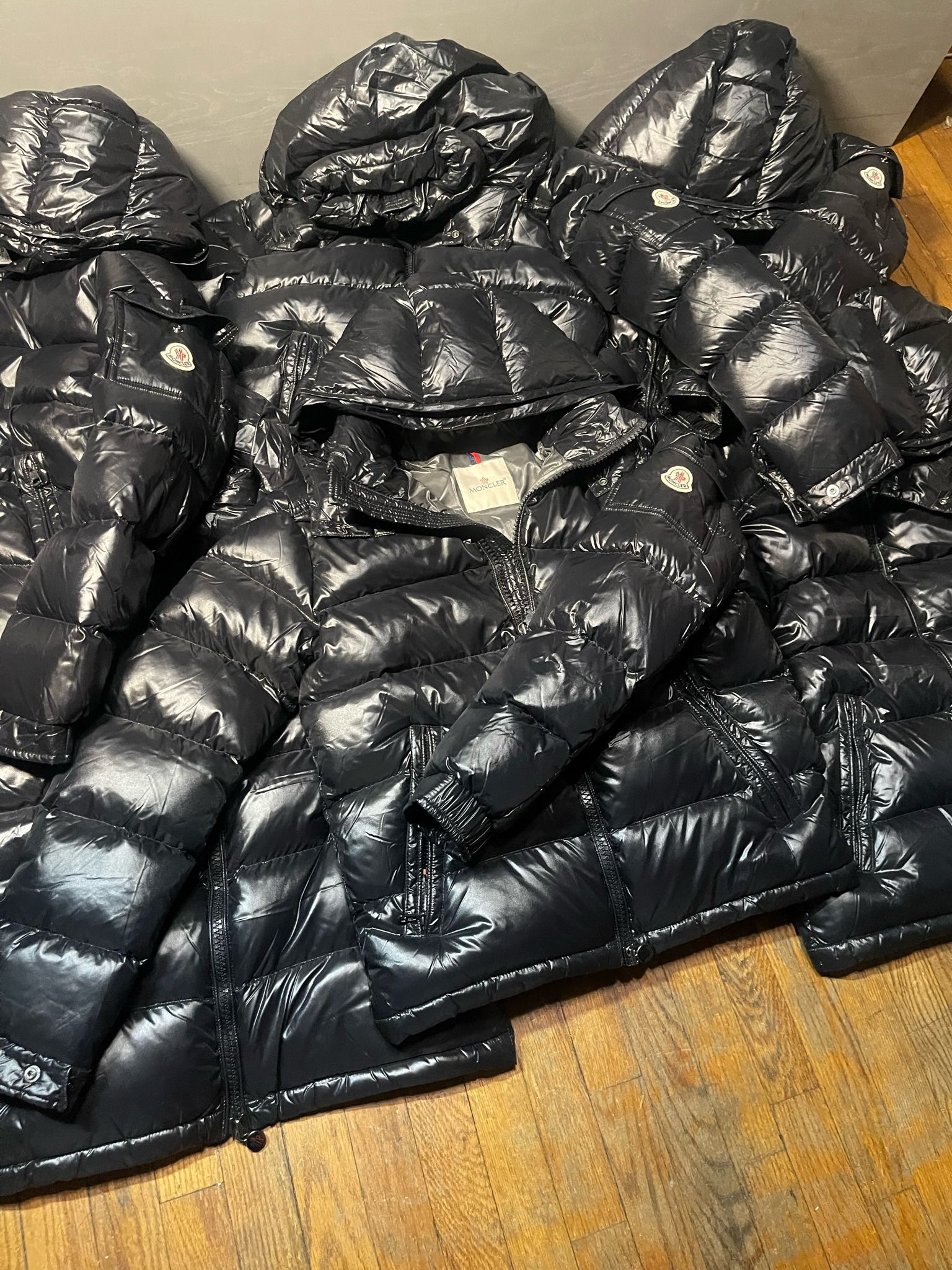 Moncler Maya - Size 2 ( BRAND NEW ) READ DESCRIPTION