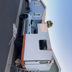 Camper