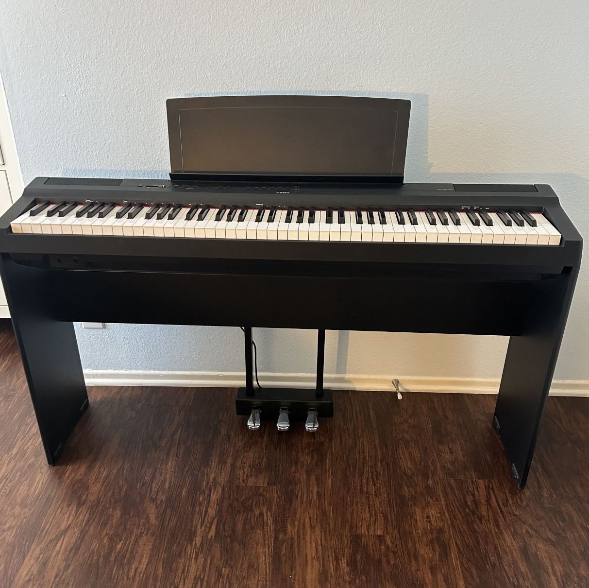 Yamaha P-125 88 Weighted Key Digital Piano