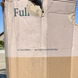 Brand New. 12” Full Size Mattress. Hybrid MemoryFoam/innerspring Combination 