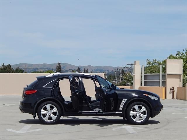 2010 INFINITI FX35