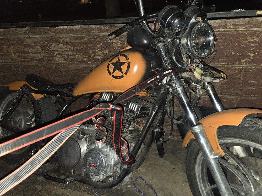 Yamaha Maxim 650 Bobber