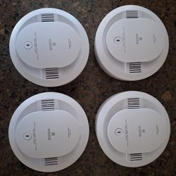 Set Of 4 Smoke Detectors 