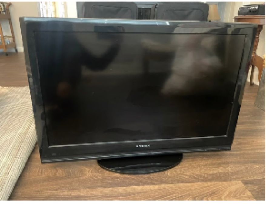 32 Inch Dynex TV