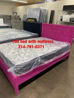 Full bed with mattress