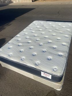 Full Size Bed