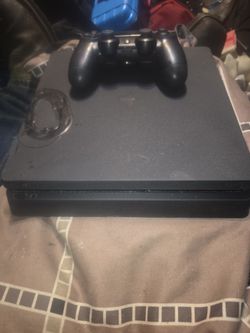 Ps4 Slim With 1 Controller