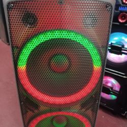 Double 15" Woofers. Extremely Powerful. Perfect For Party Events And Kareoke Singing. Brand New