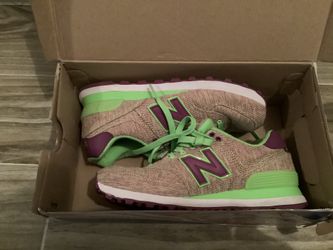 New Balance Sneakers