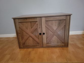 Enclosed cat litter