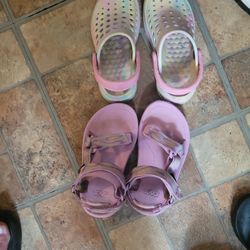 Kids Sandals Size 10/11
