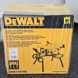 DeWalt 10" Jobsite Table saw with rolling stand
