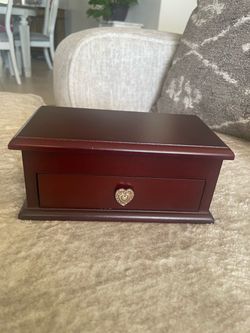 Brighton charm box with charms