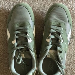 Big Kids Reebok Classics - Olive Color 