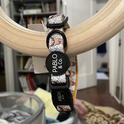 Dog Collar (Reindeers) - Small @pablo.https://offerup.com/redirect/?o=YW5kLmNv
