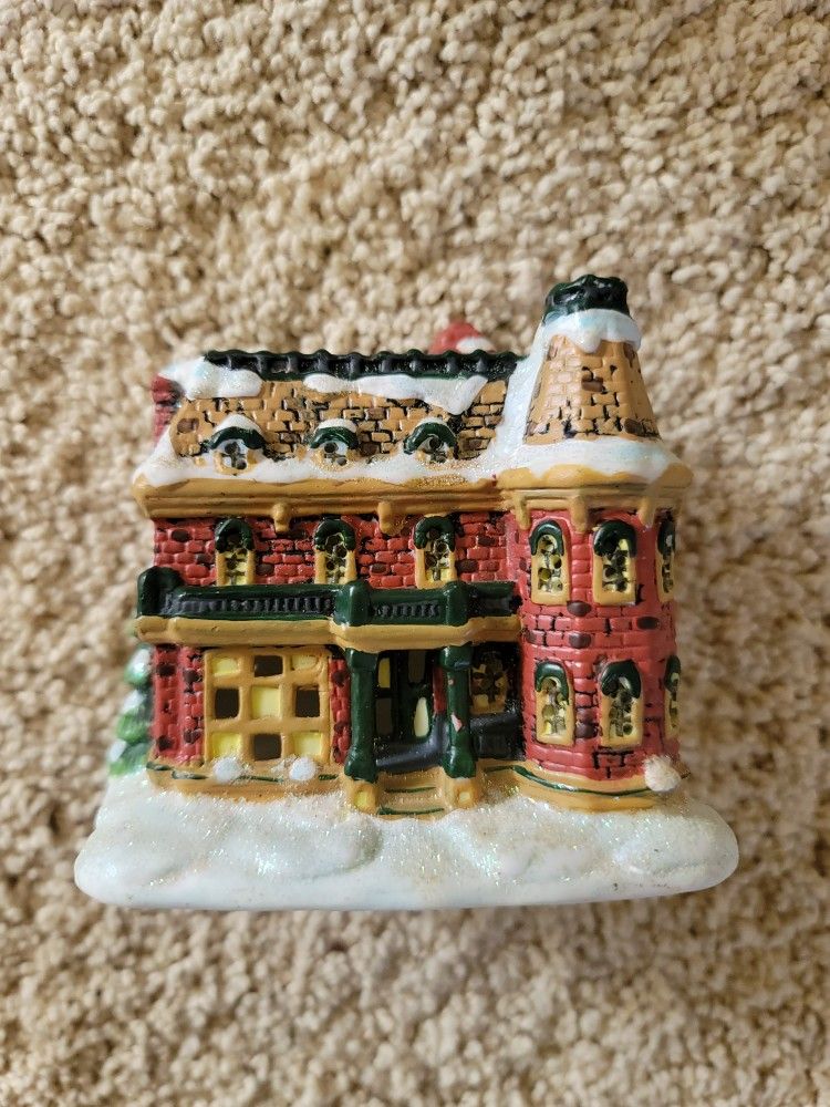 It’s A Wonderful Life Enesco Brighten Up Porcelain ORNAMENT