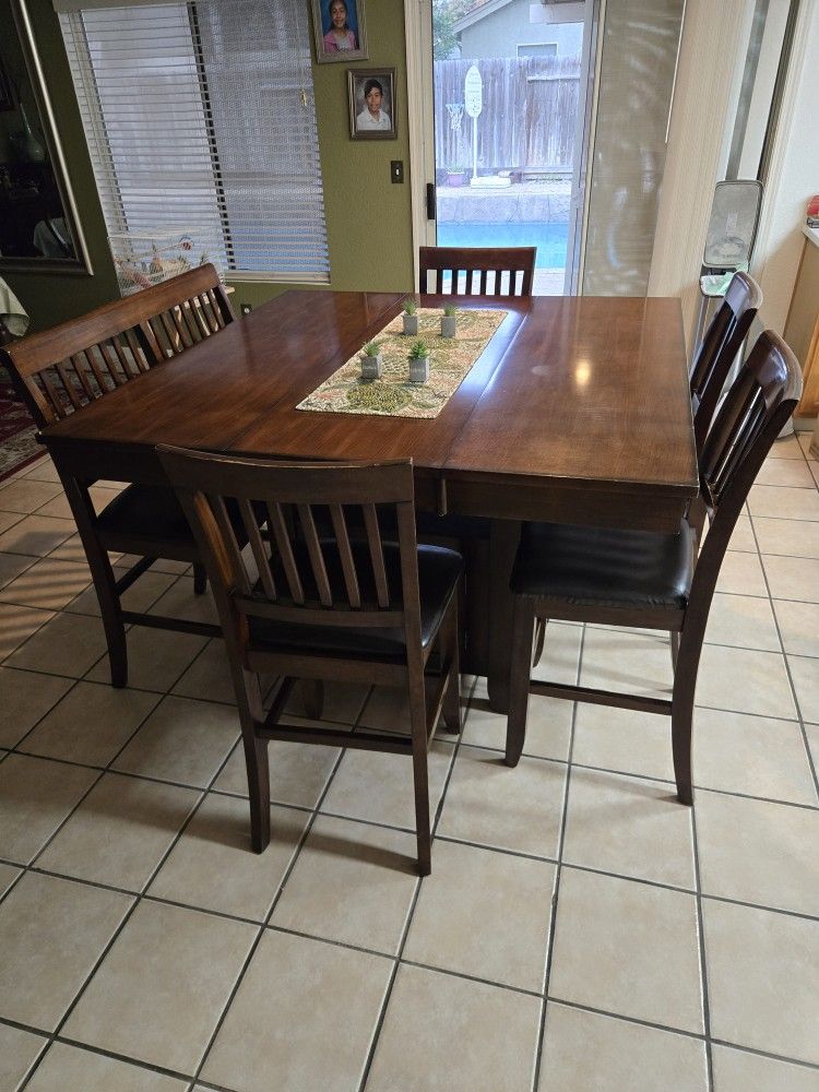 Table With 4 Chairs And Bench