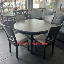Round Dining Table Set