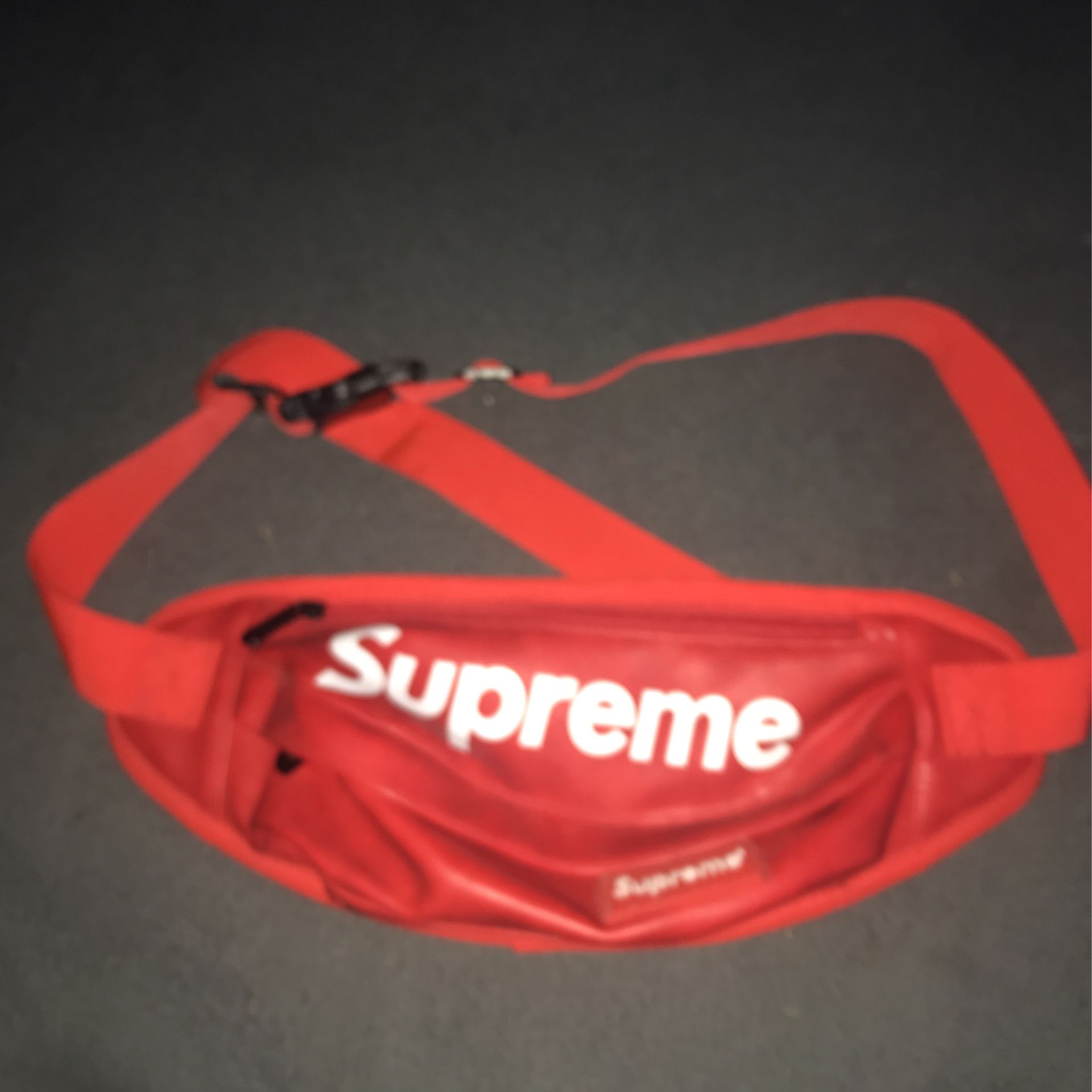 Supreme Fanny Pack 