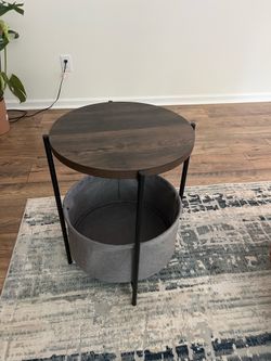 Round Side Table