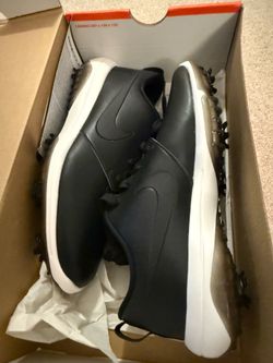 Brand new Nike Roshe G tour golf shoes size 8