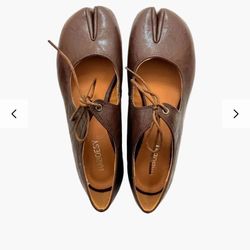 New Raboesy size 4 Flats with Ribbed Tabi Low Socks