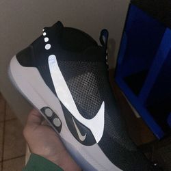 Nike Adapt