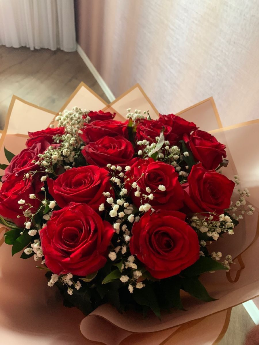 Venta de Ramos buch para este día de San Valentín 💝 Estaremos ubicados en Visalia por la avenida de WinCo food alguna orden en especial manden mens