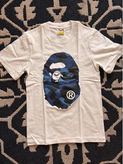 Small men’s white T shirt