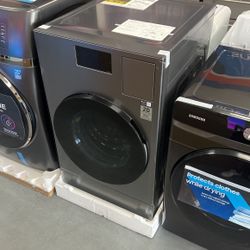 Samsung Bespoke 5.3 CU All In One Washer/Dryer Brand New