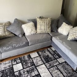 Sectional With Pillows /// Financing Available 