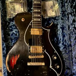 Novo Solus H2 Custom Guitar