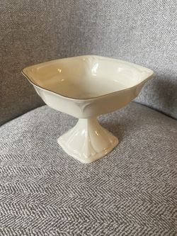 Vintage Lenox Brittany footed compote