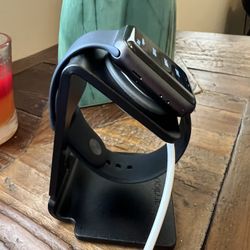 Apple Watch Series 3 42mm with Lamicall Charging Station & iieeology Smart Watch Band