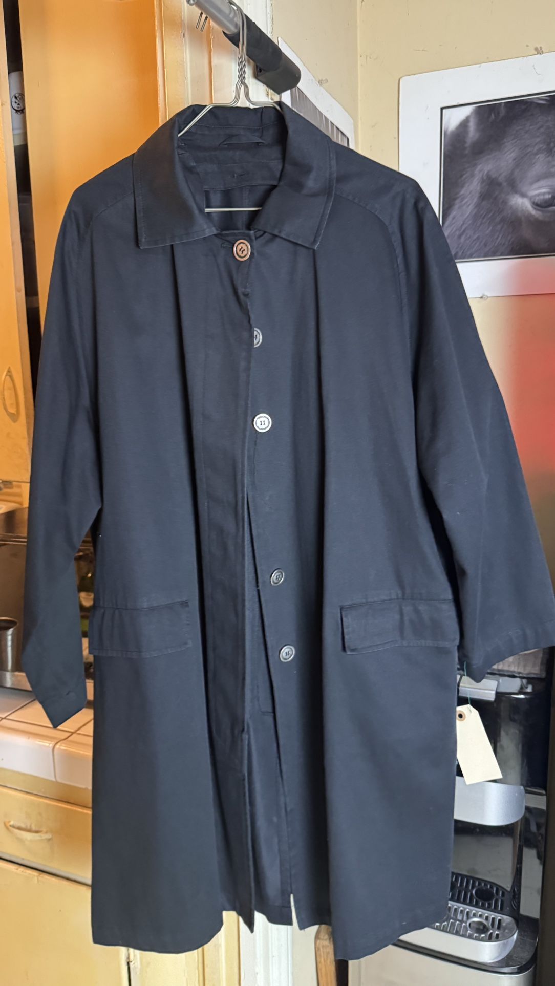 Black Button-Up Trench Coat with Pockets 1980s